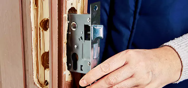Garage Door Lock Replacement Marion